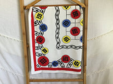 Load image into Gallery viewer, Dunmoy Vintage Linen Tablecloth